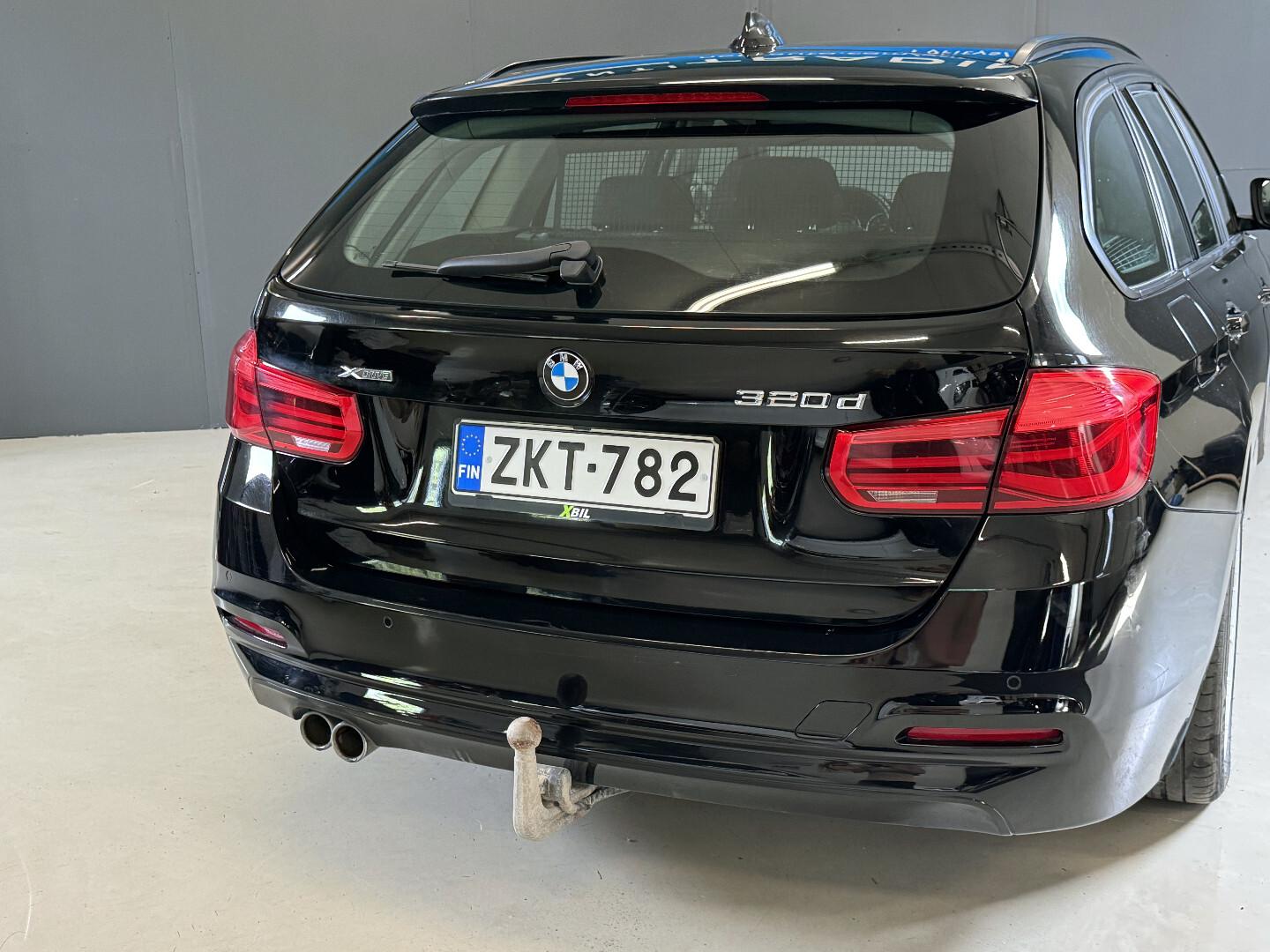BMW 320 2016 – kuva 15