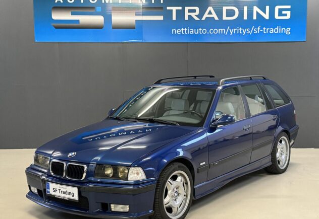BMW 323 1998