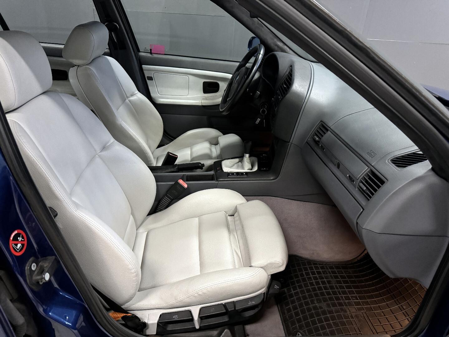 BMW 323 1998 – kuva 11