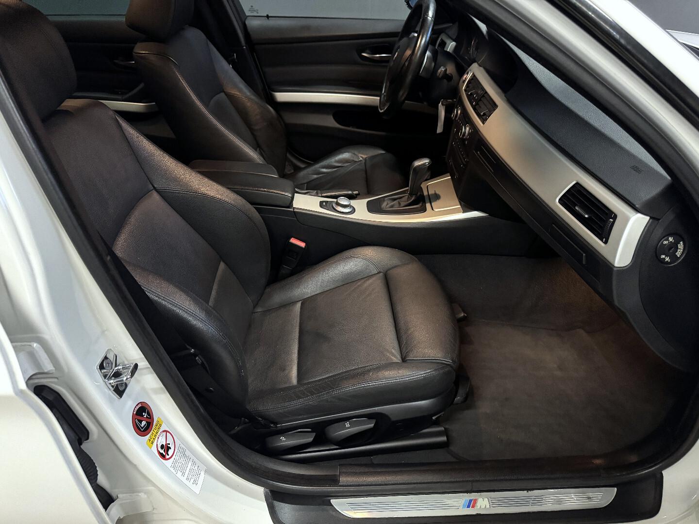 BMW 325 2008 – kuva 10