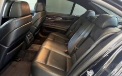 BMW 740 2011 – kuva 13