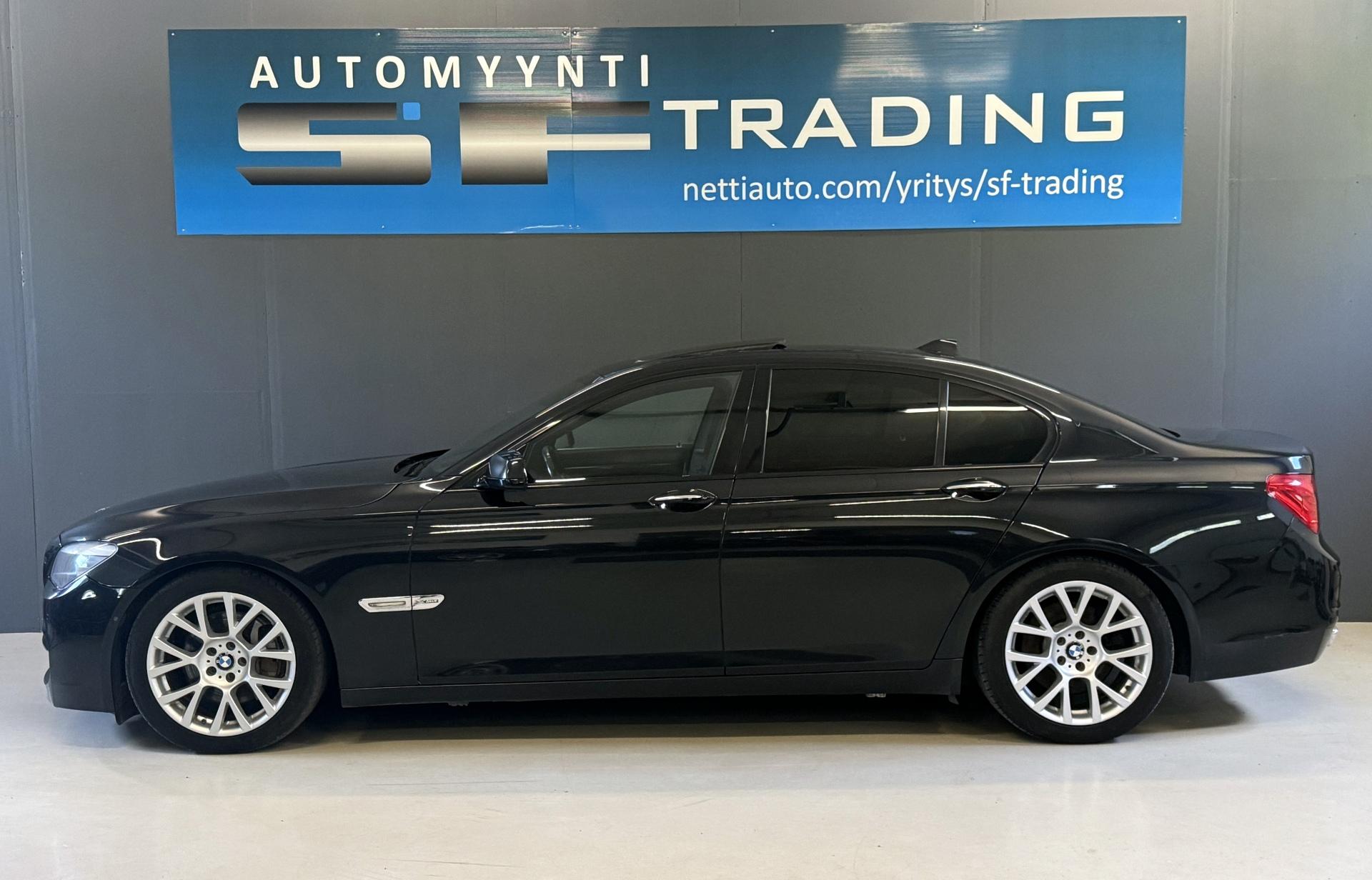 BMW 740 2011 – kuva 2