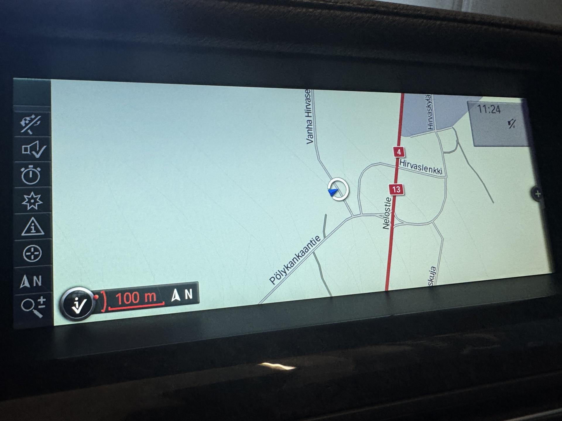 BMW 740 2011 – kuva 21
