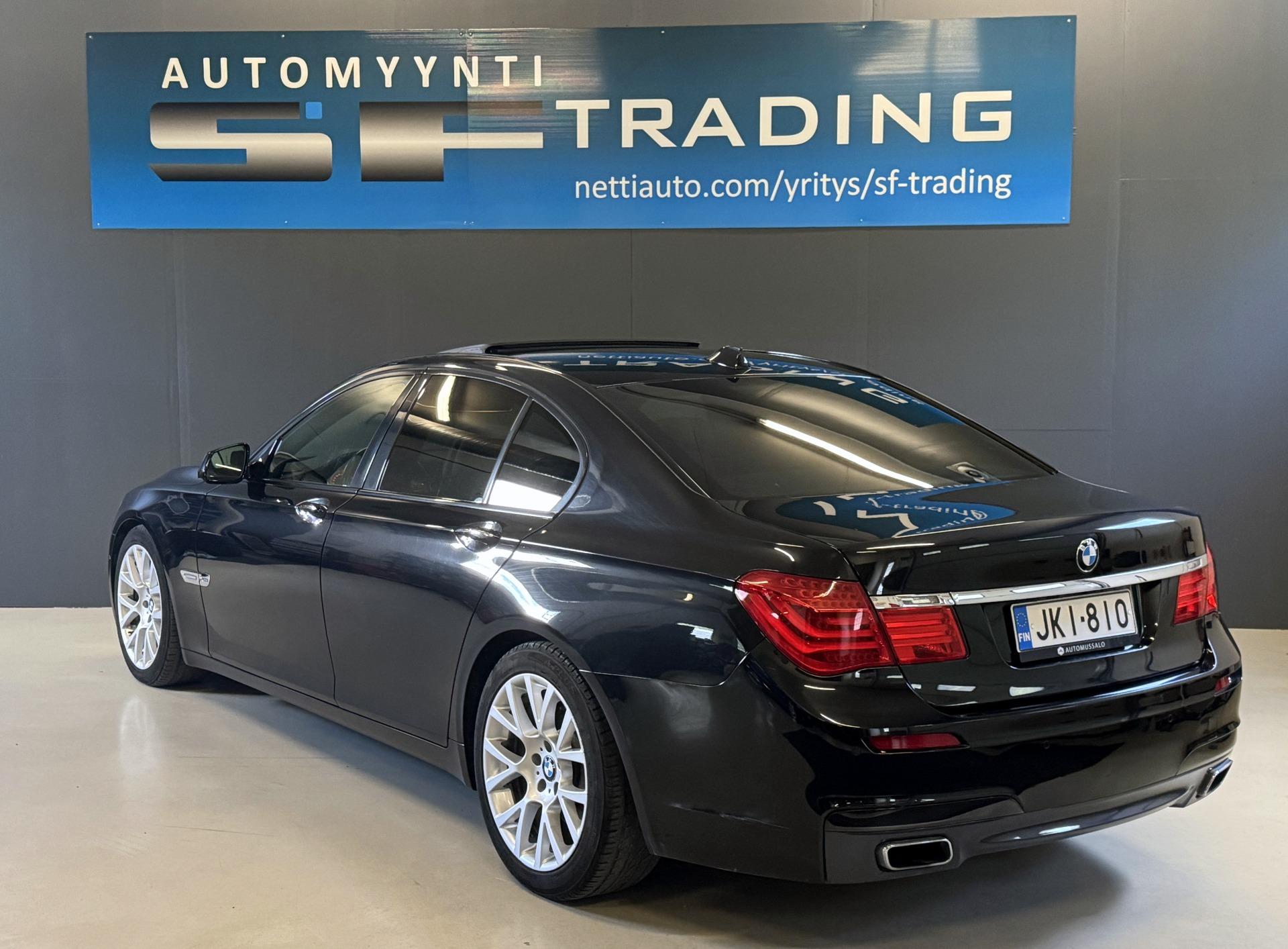 BMW 740 2011 – kuva 3
