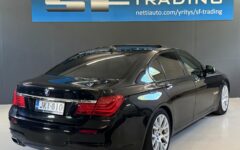 BMW 740 2011 – kuva 7