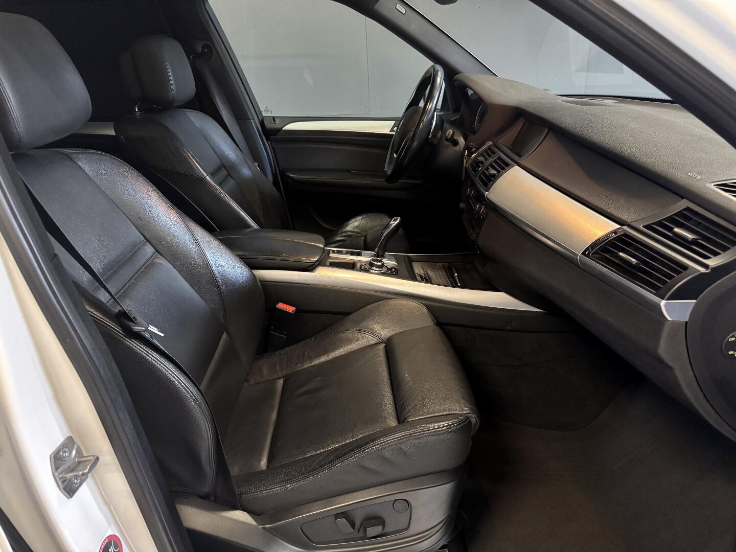 BMW X5 2012 – kuva 10
