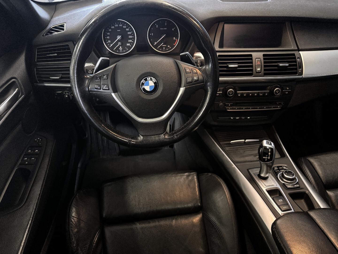 BMW X5 2012 – kuva 11