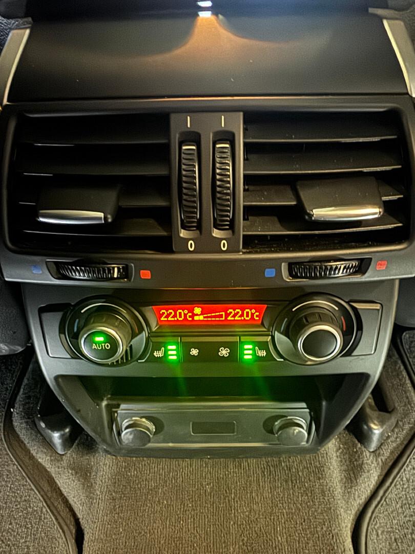 BMW X5 2012 – kuva 15