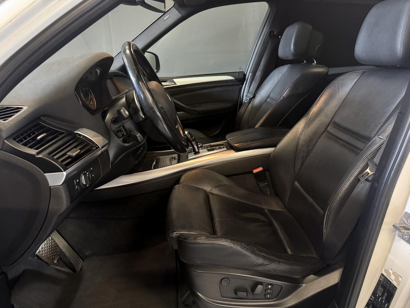 BMW X5 2012 – kuva 9