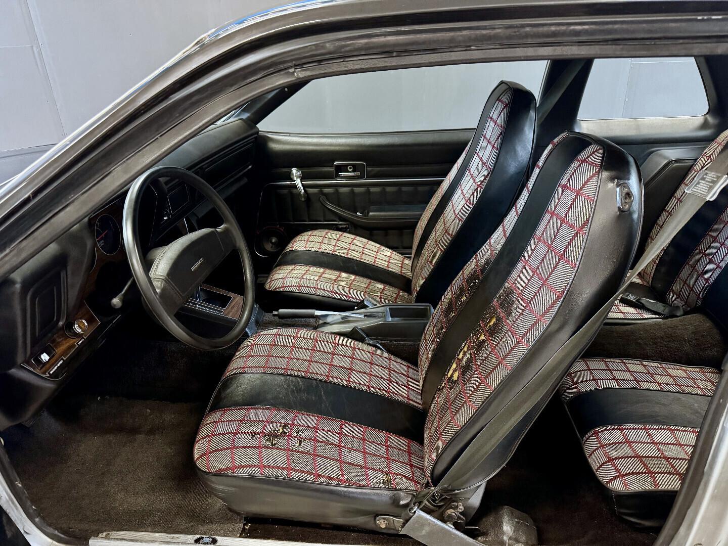 Chevrolet Monza 1977 – kuva 9