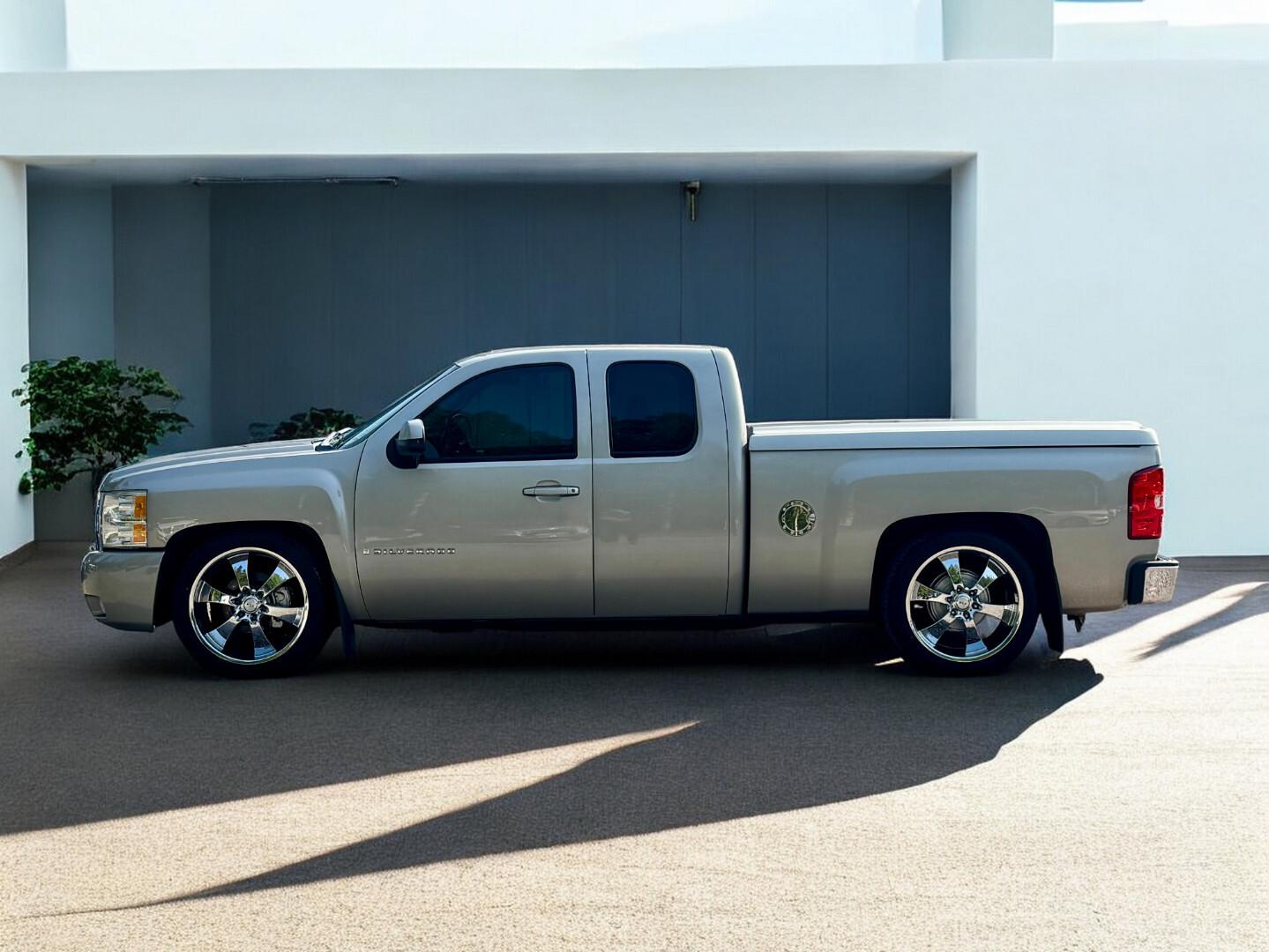 Chevrolet Silverado 2008 – kuva 2