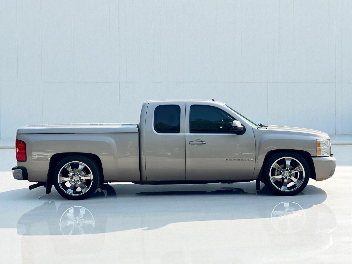 Chevrolet Silverado 2008 – kuva 6