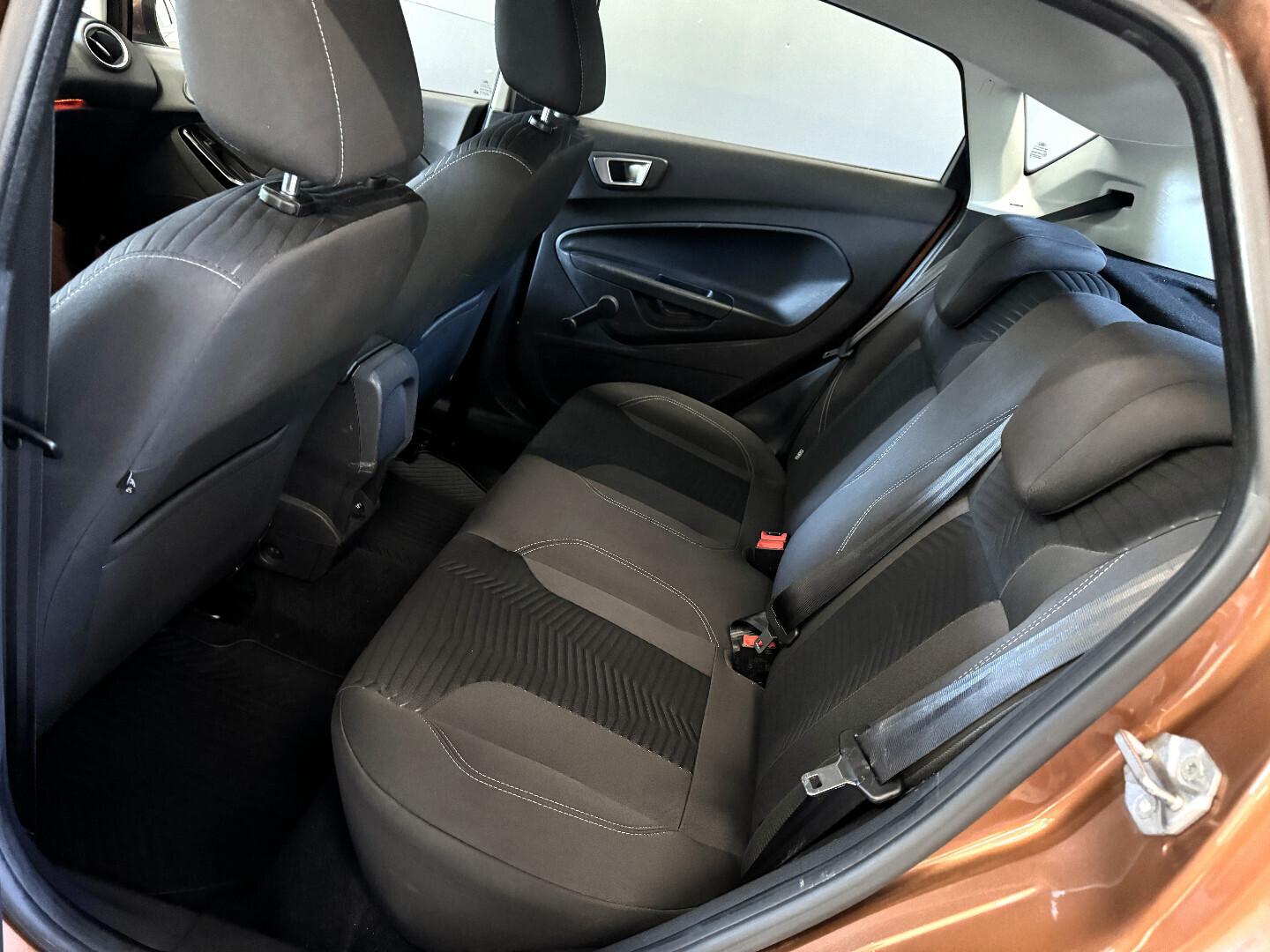Ford Fiesta 2013 – kuva 14