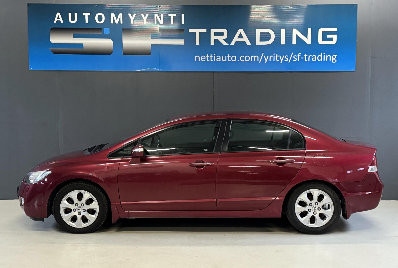 Honda Civic 2010 – kuva 2