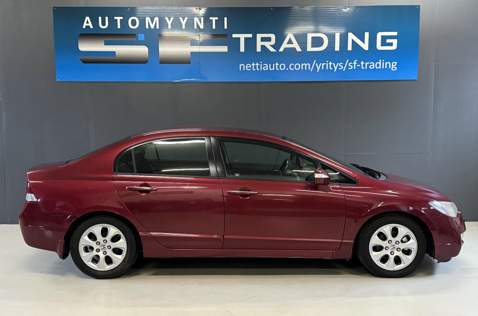 Honda Civic 2010 – kuva 6