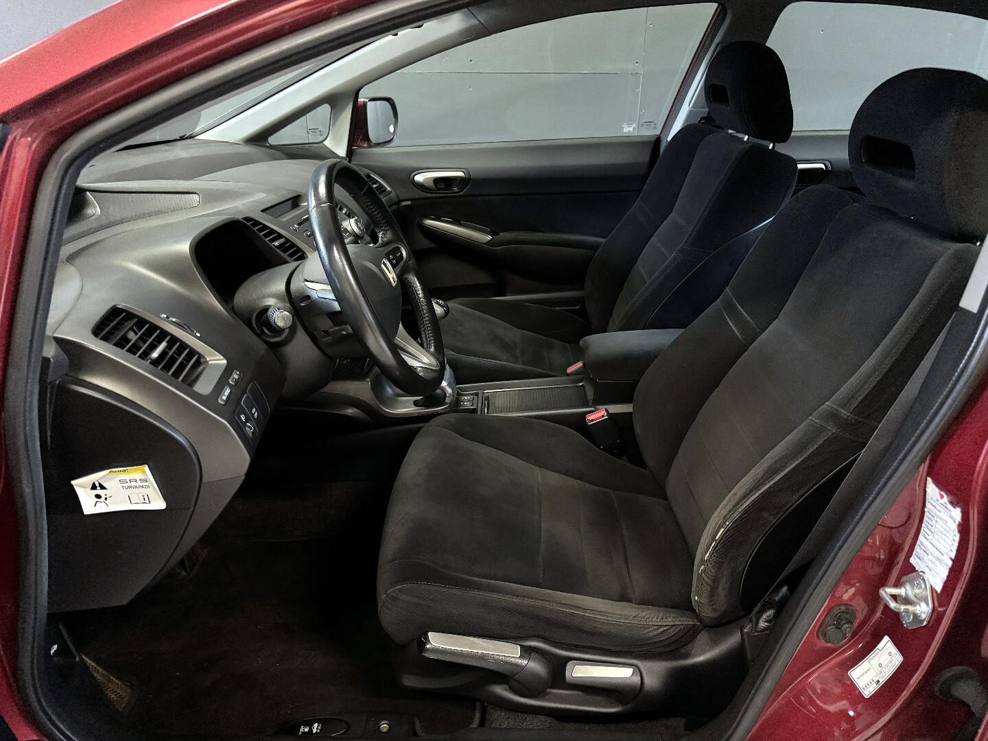 Honda Civic 2010 – kuva 9