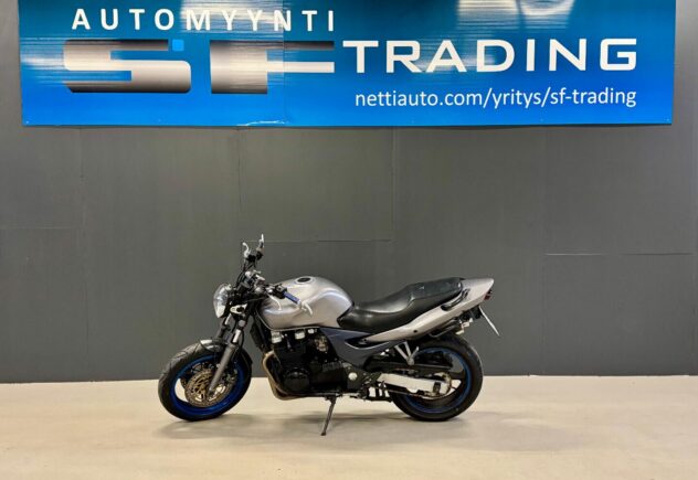 Kawasaki ZR-7 2004