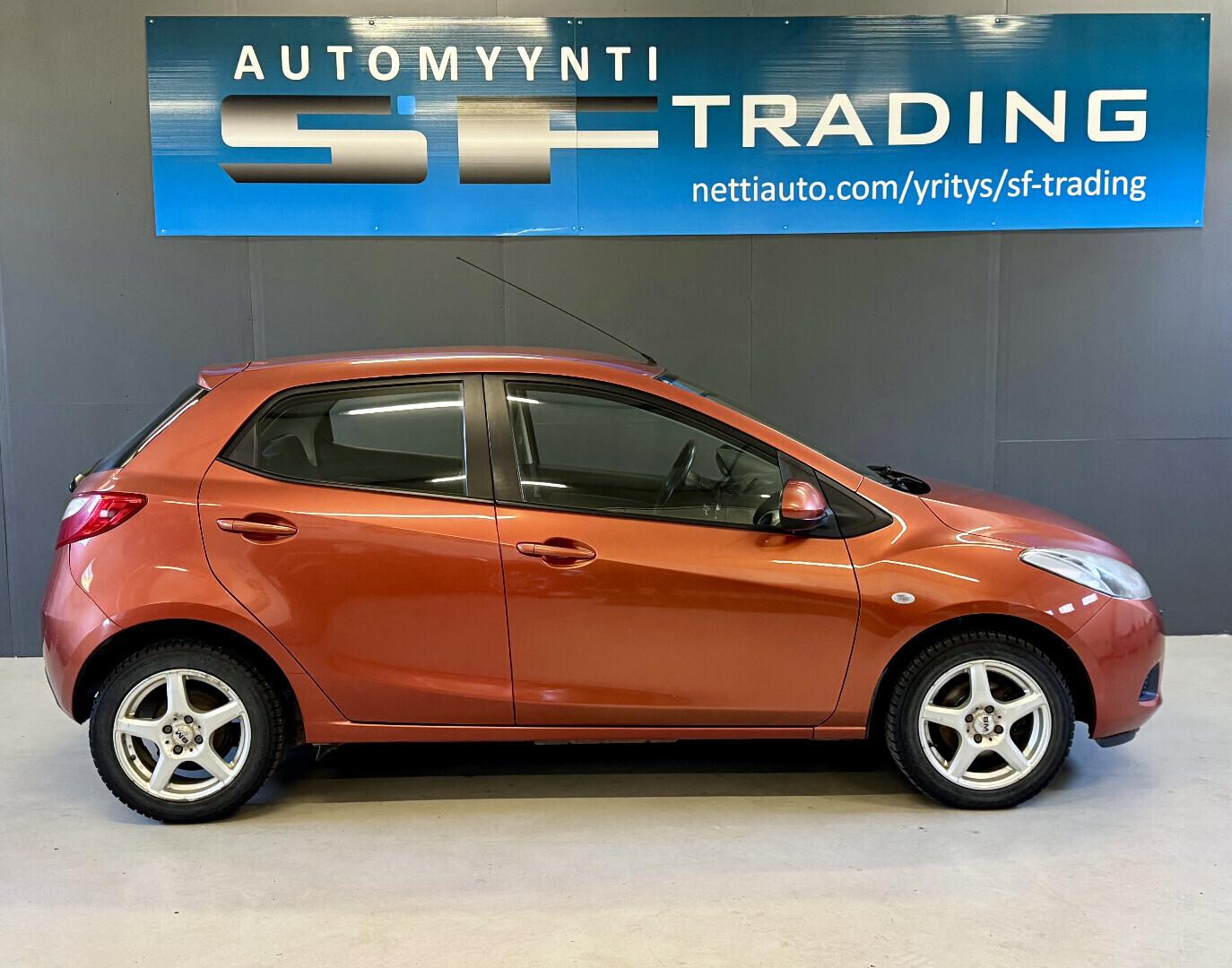 Mazda 2 2009 – kuva 4