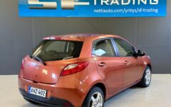 Mazda 2 2009 – kuva 5