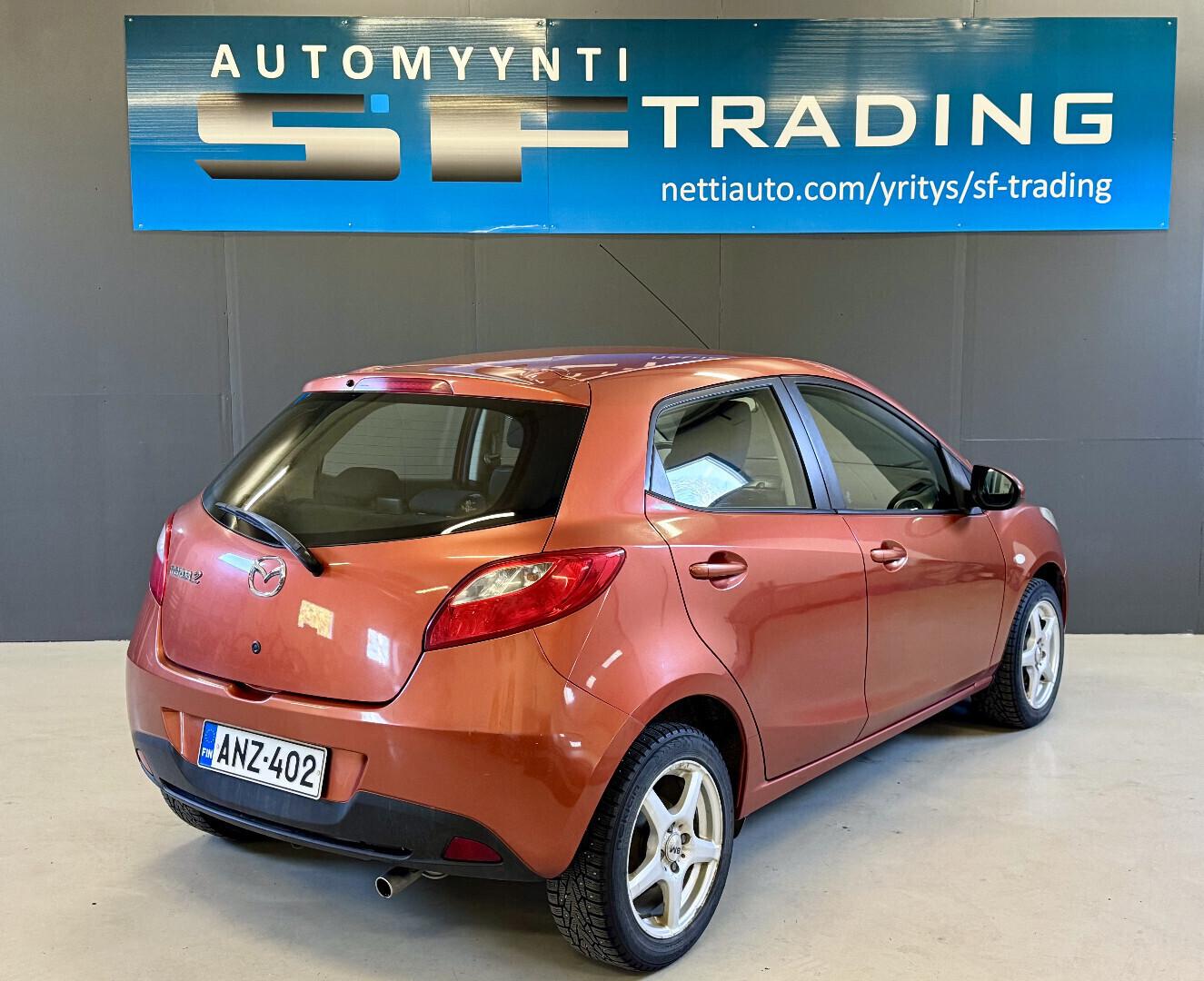 Mazda 2 2009 – kuva 5