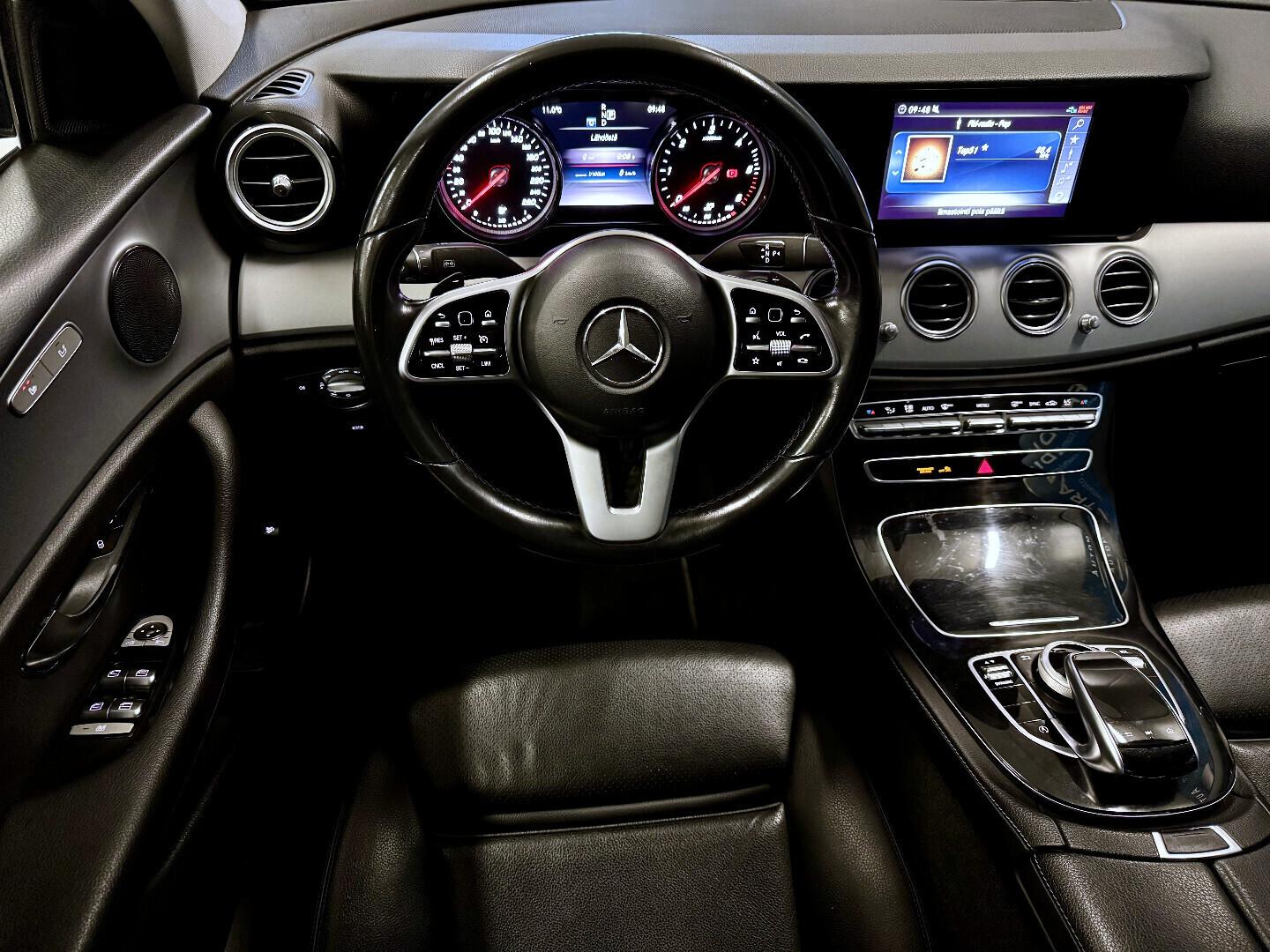 Mercedes-Benz E 2020 – kuva 11