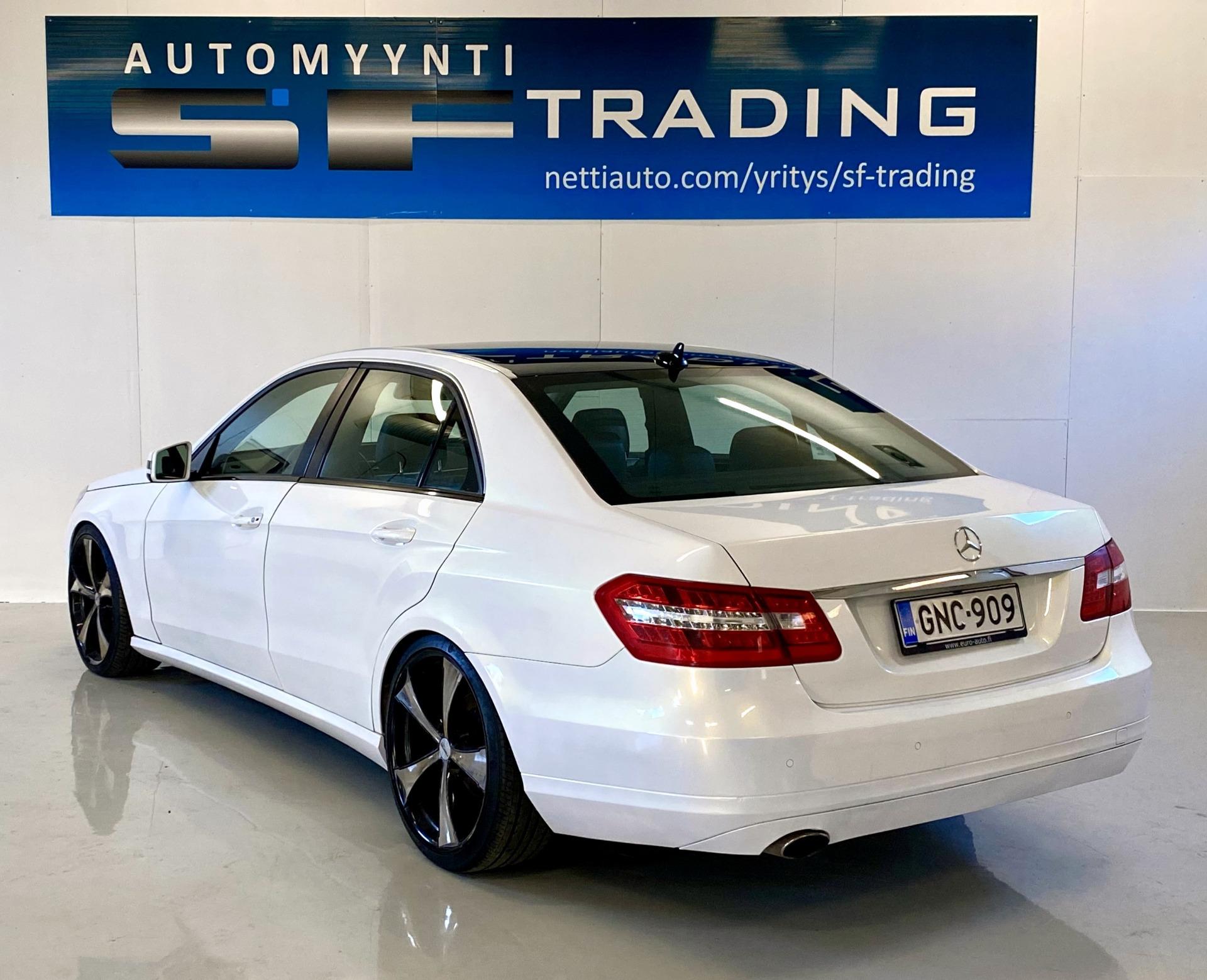 Mercedes-Benz E 2011 – kuva 3