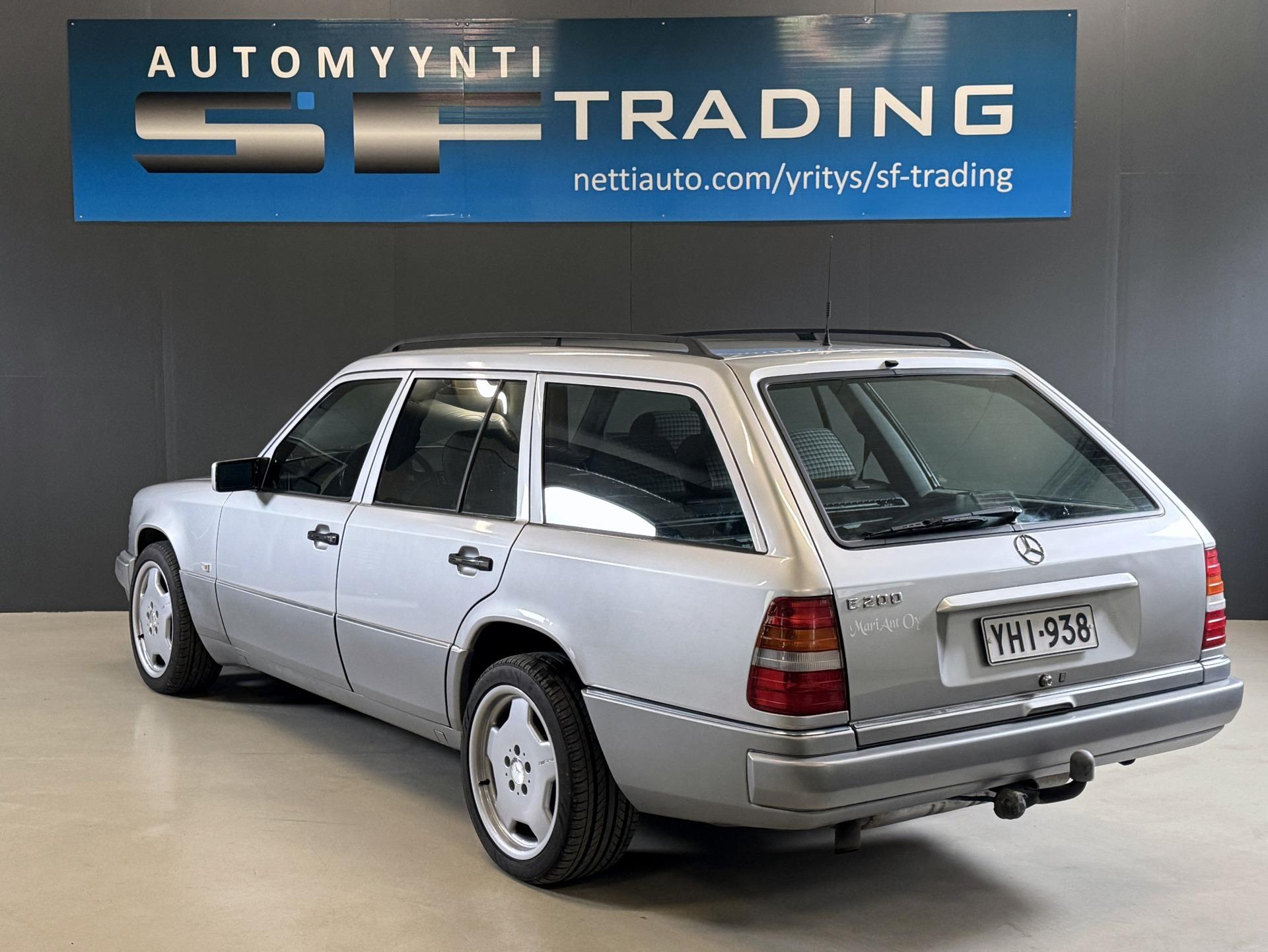 Mercedes-Benz E 1995 – kuva 3