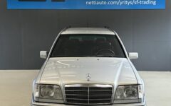 Mercedes-Benz E 1995 – kuva 4