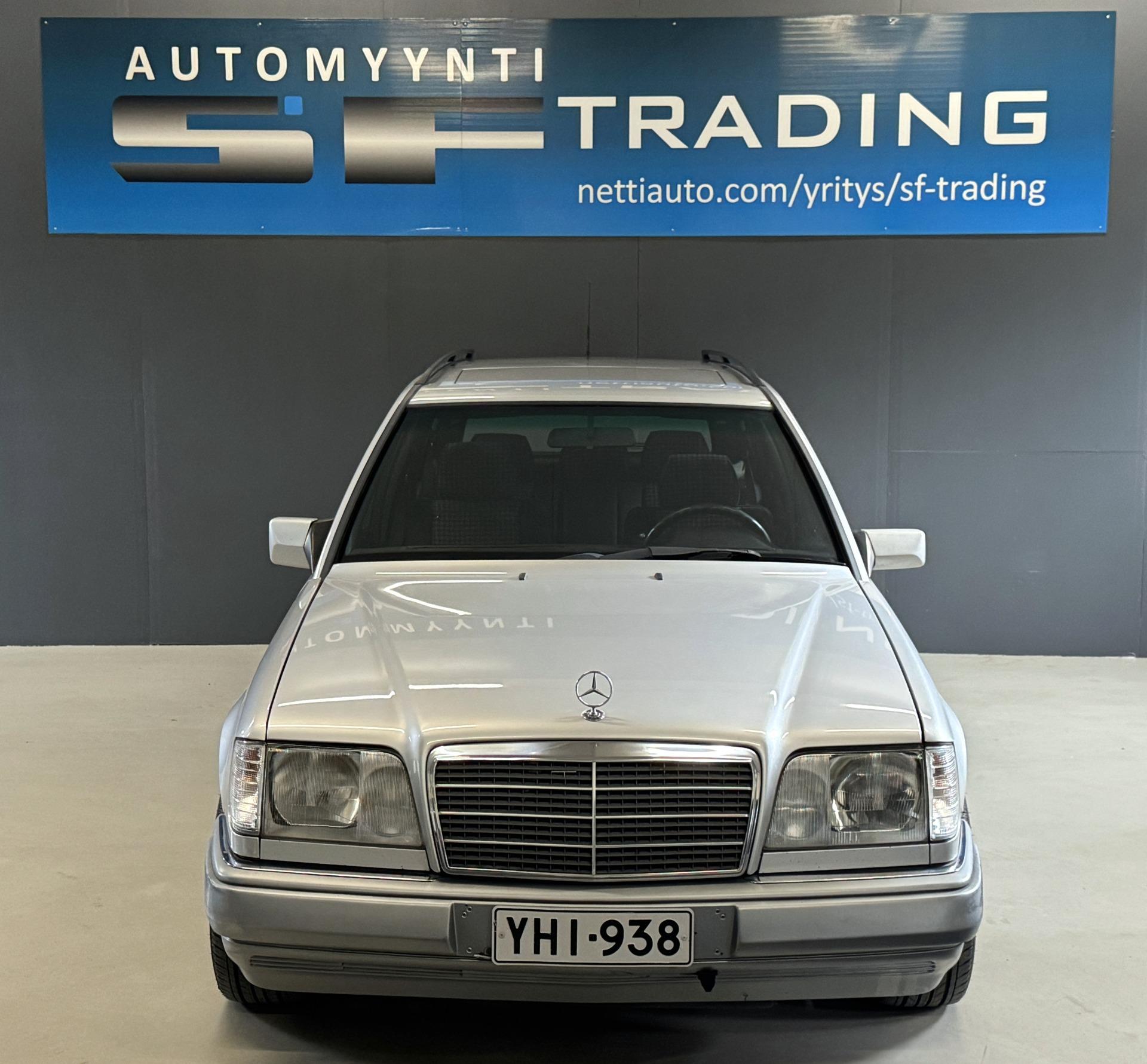 Mercedes-Benz E 1995 – kuva 4