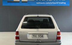 Mercedes-Benz E 1995 – kuva 8