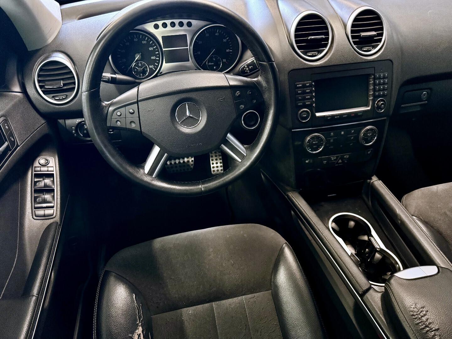 Mercedes-Benz ML 2005 – kuva 10