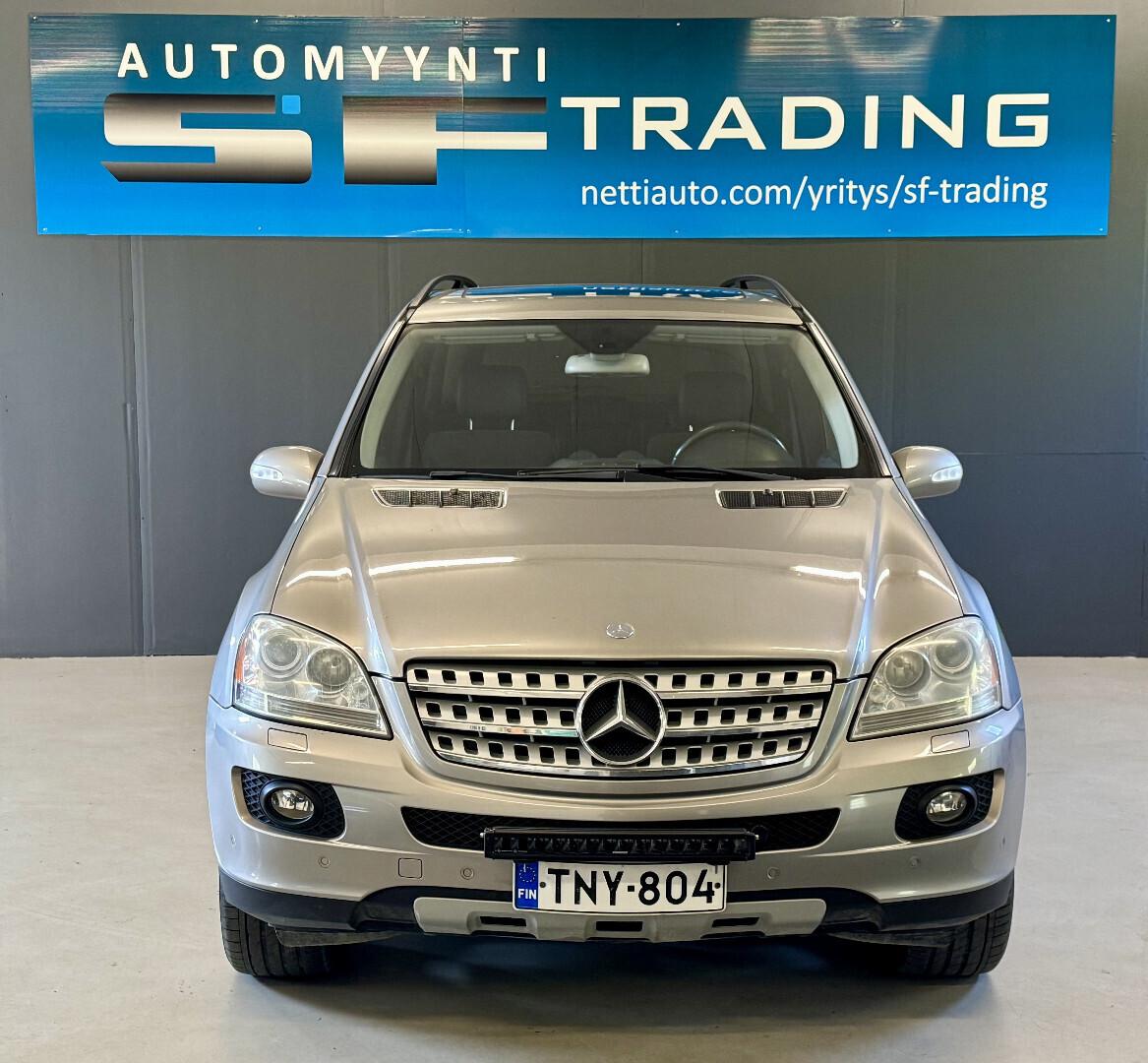 Mercedes-Benz ML 2005 – kuva 4
