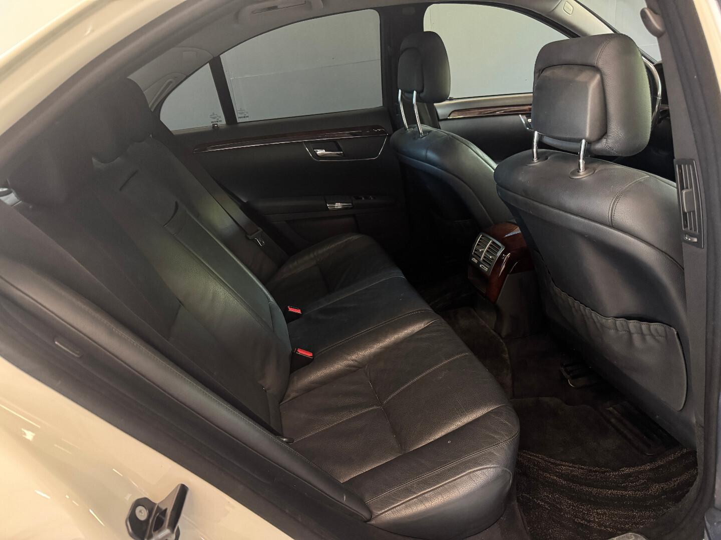 Mercedes-Benz S 2009 – kuva 15