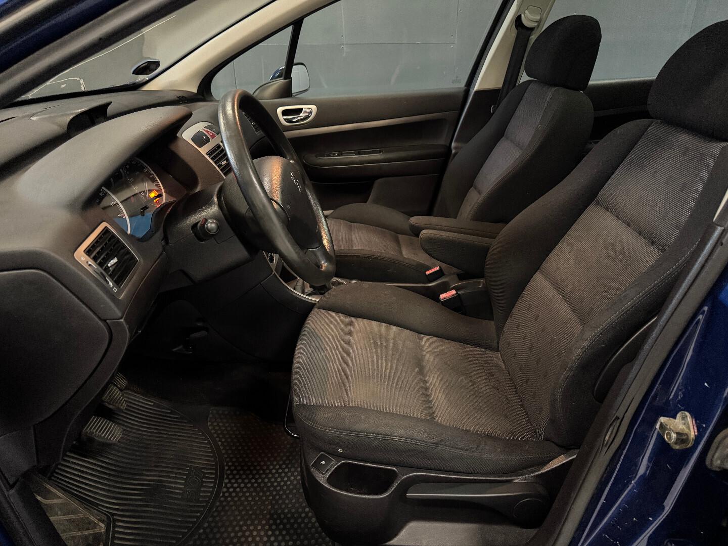 Peugeot 307 2004 – kuva 9