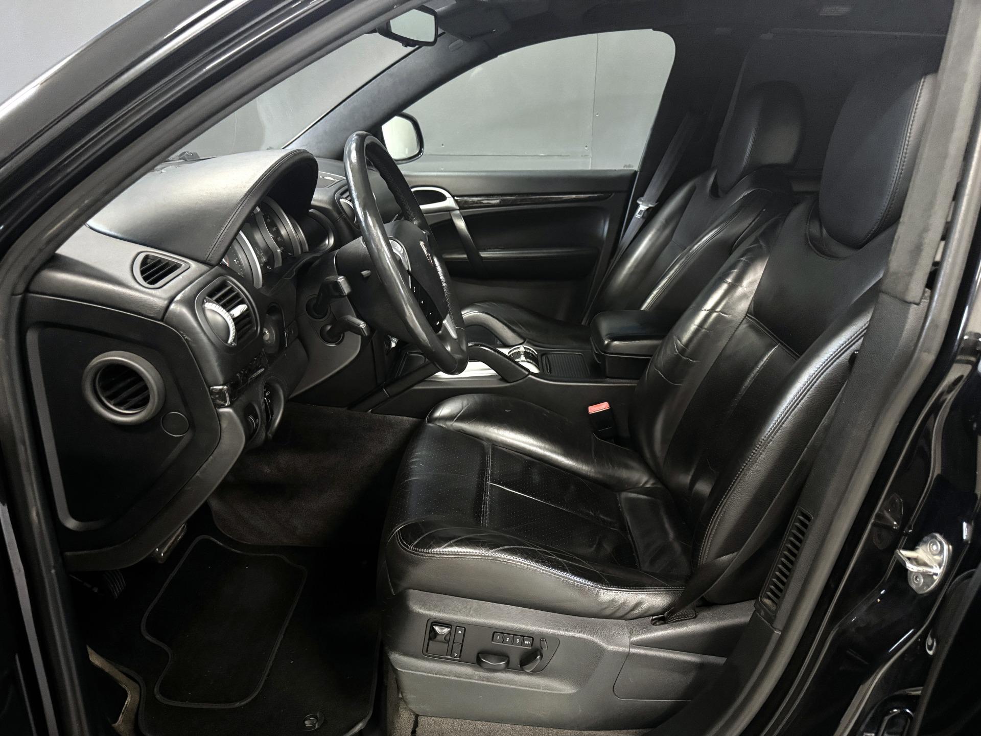 Porsche Cayenne 2004 – kuva 7
