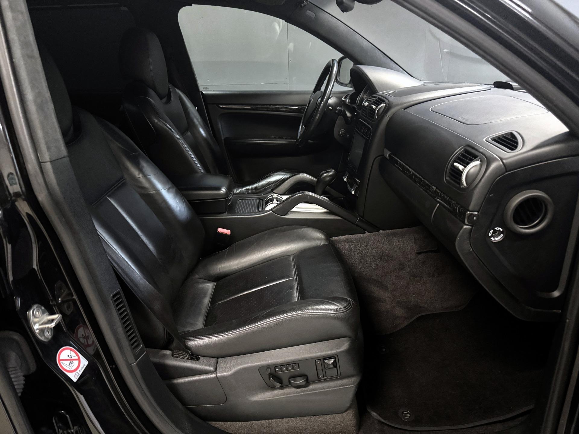 Porsche Cayenne 2004 – kuva 8