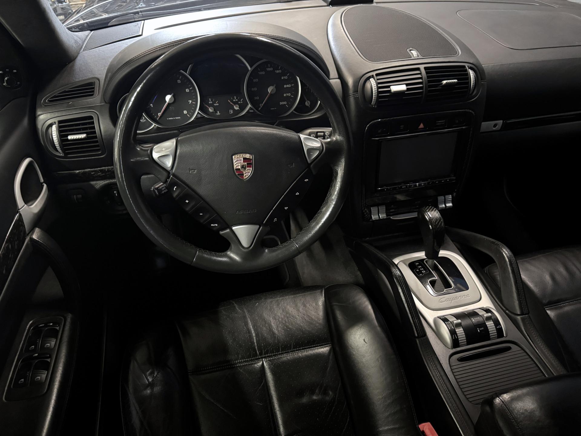 Porsche Cayenne 2004 – kuva 9