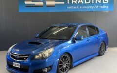 Subaru Legacy 2010 – kuva 1