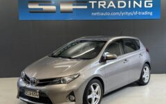 Toyota Auris 2013 – kuva 1