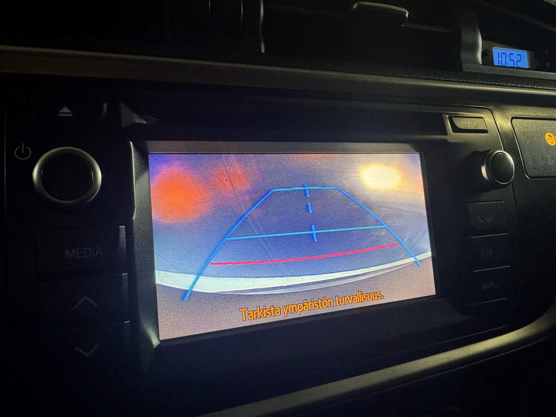 Toyota Auris 2013 – kuva 14
