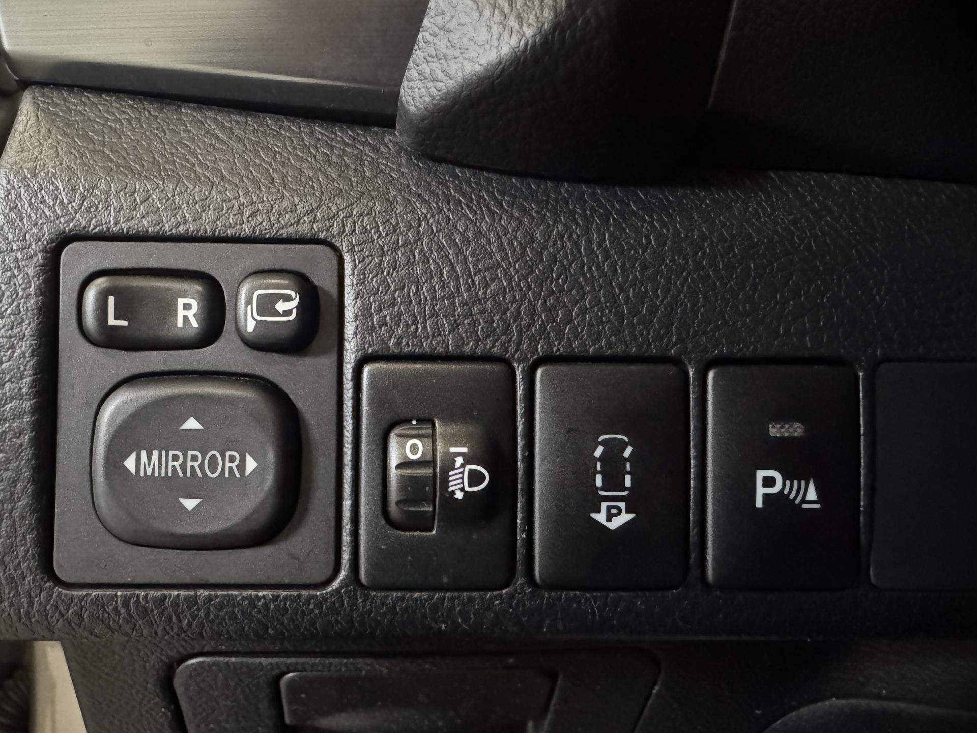 Toyota Auris 2013 – kuva 17