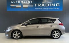 Toyota Auris 2013 – kuva 2