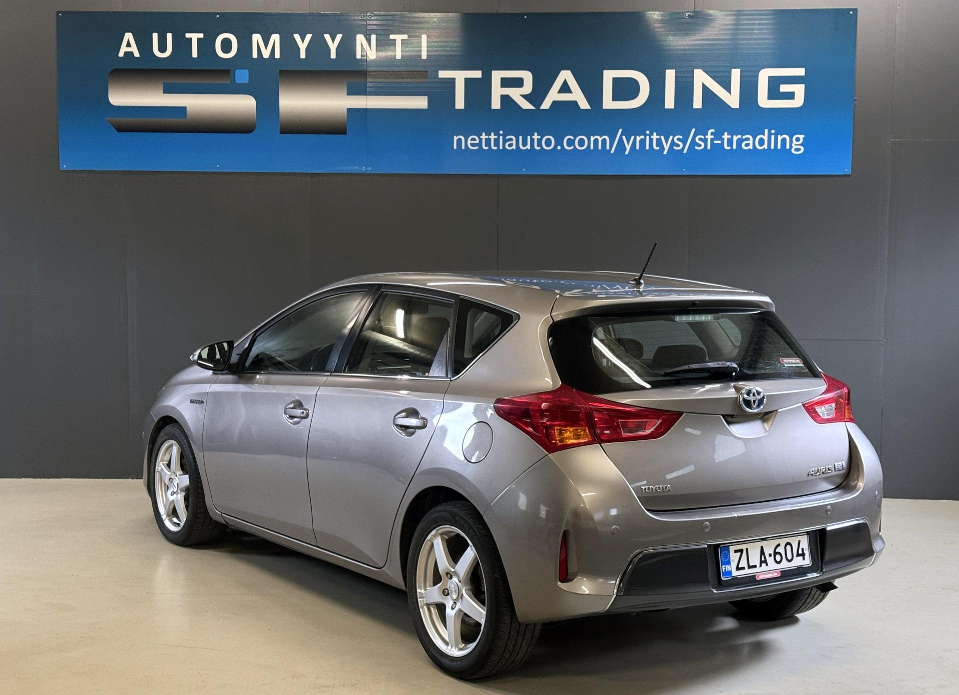 Toyota Auris 2013 – kuva 3