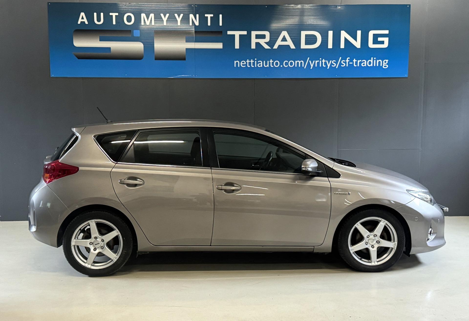 Toyota Auris 2013 – kuva 6
