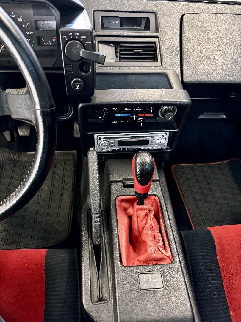 Toyota MR2 1986 – kuva 13