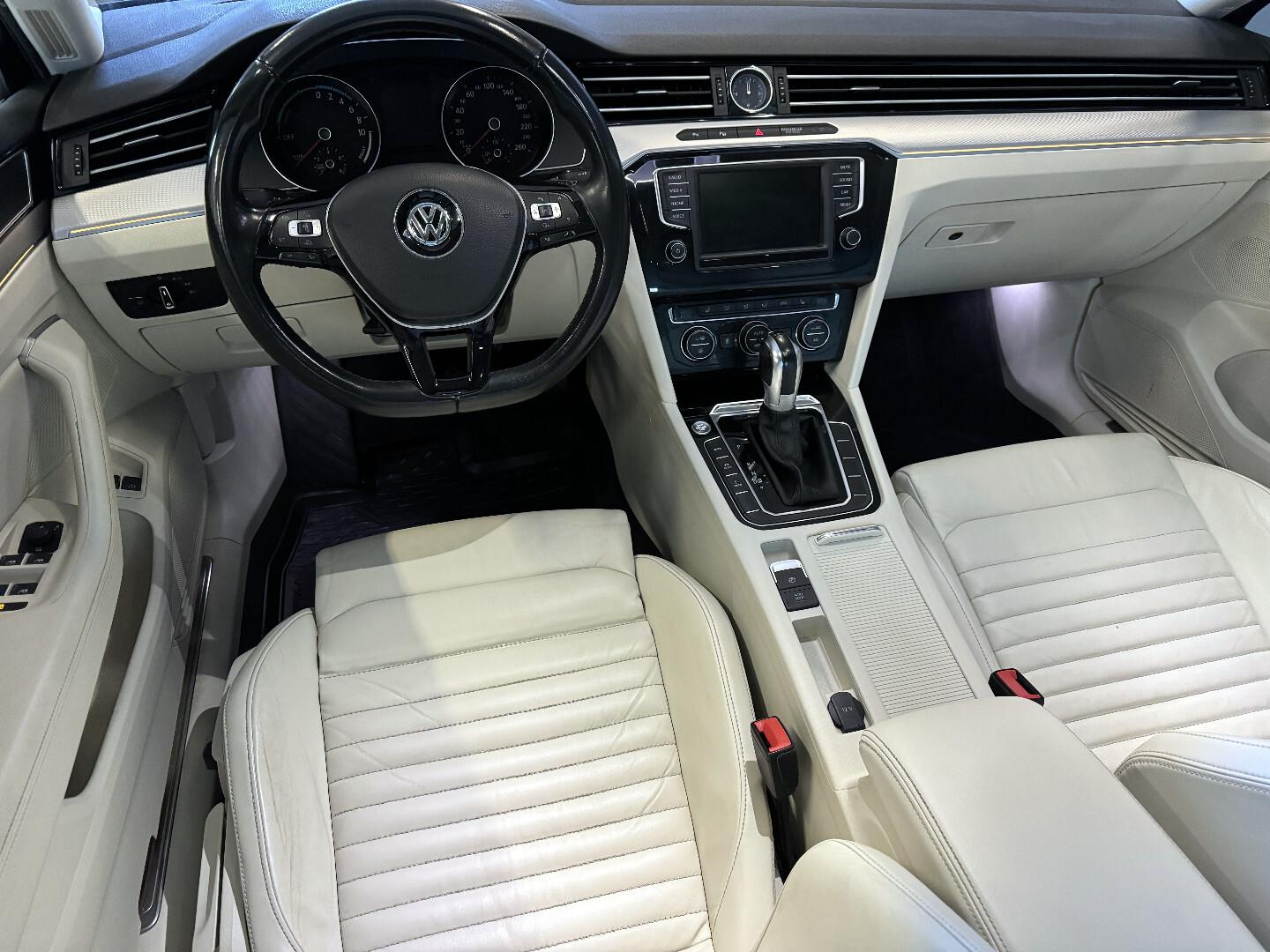 Volkswagen Passat 2017 – kuva 11