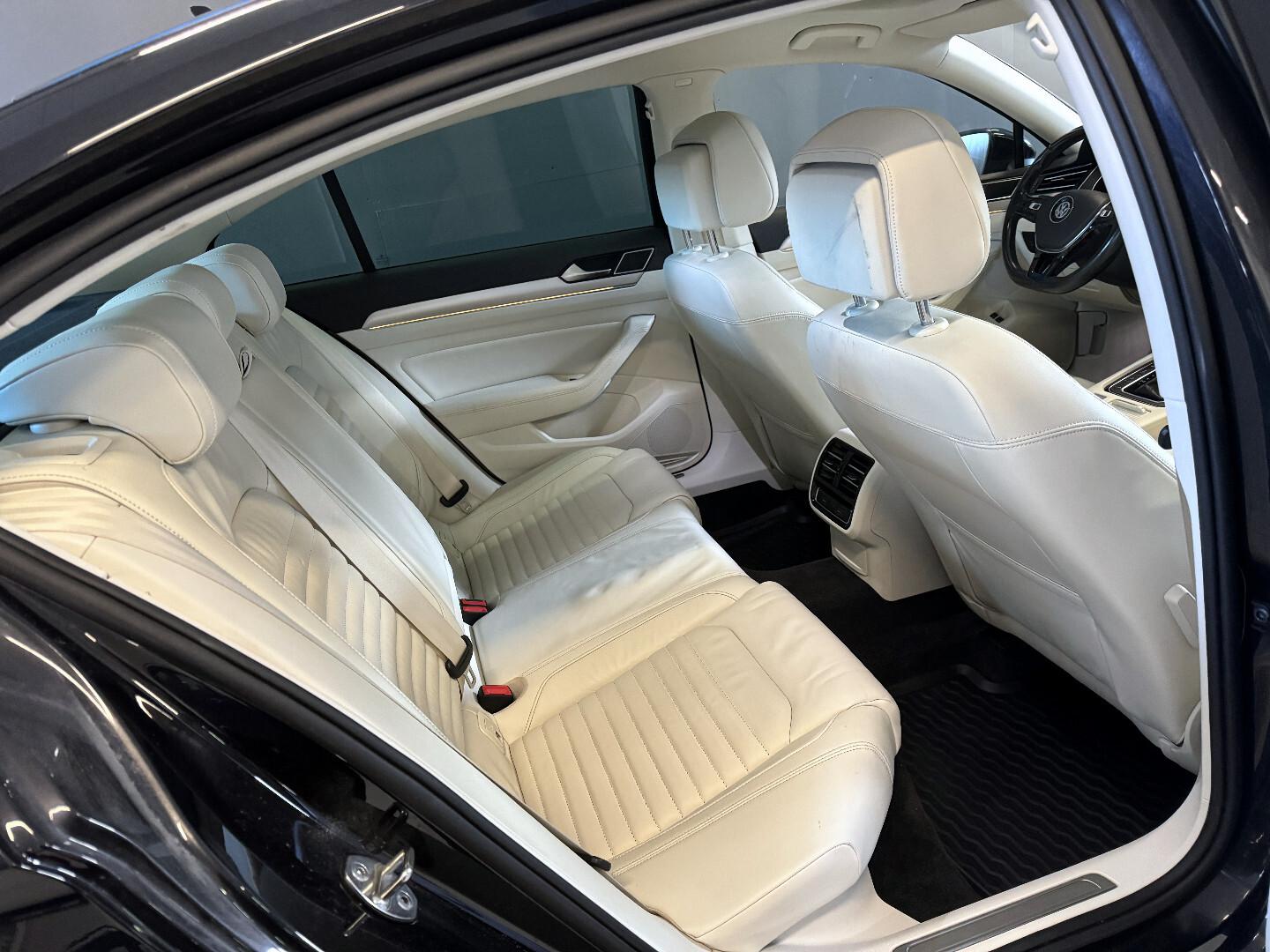 Volkswagen Passat 2017 – kuva 14