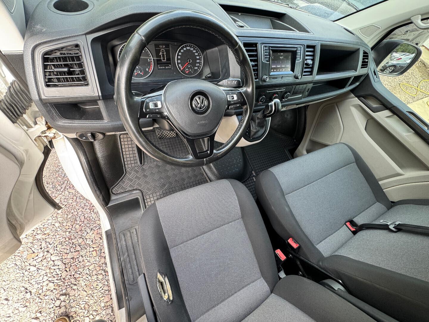 Volkswagen Transporter 2019 – kuva 11