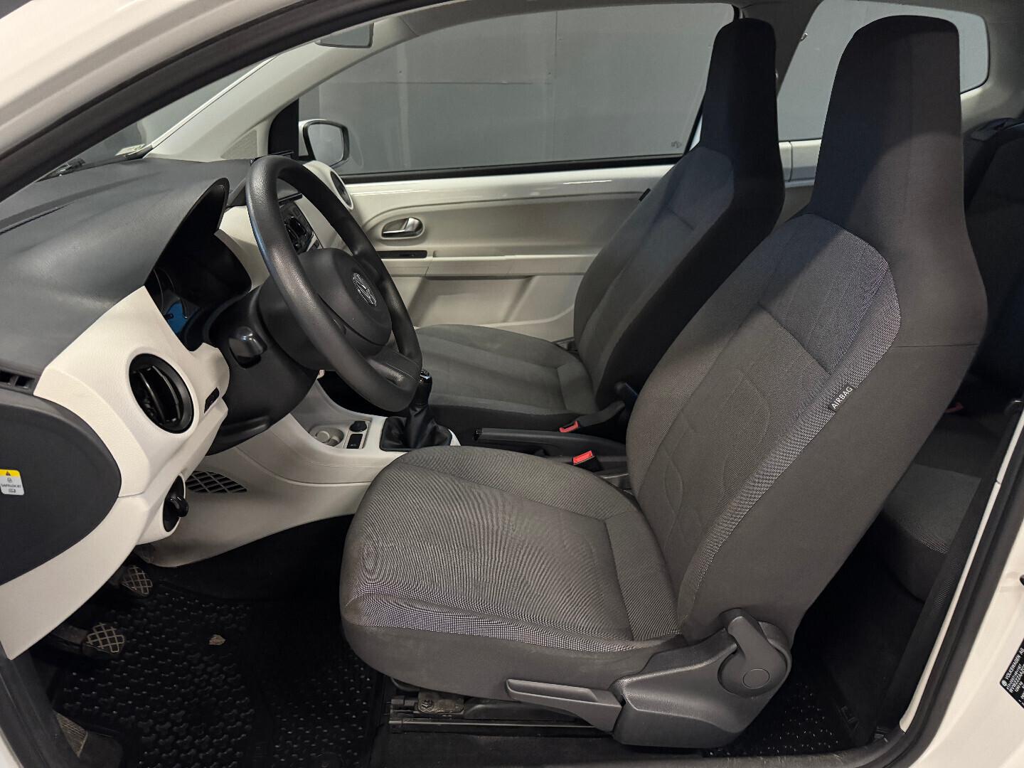 Volkswagen Up! 2012 – kuva 8