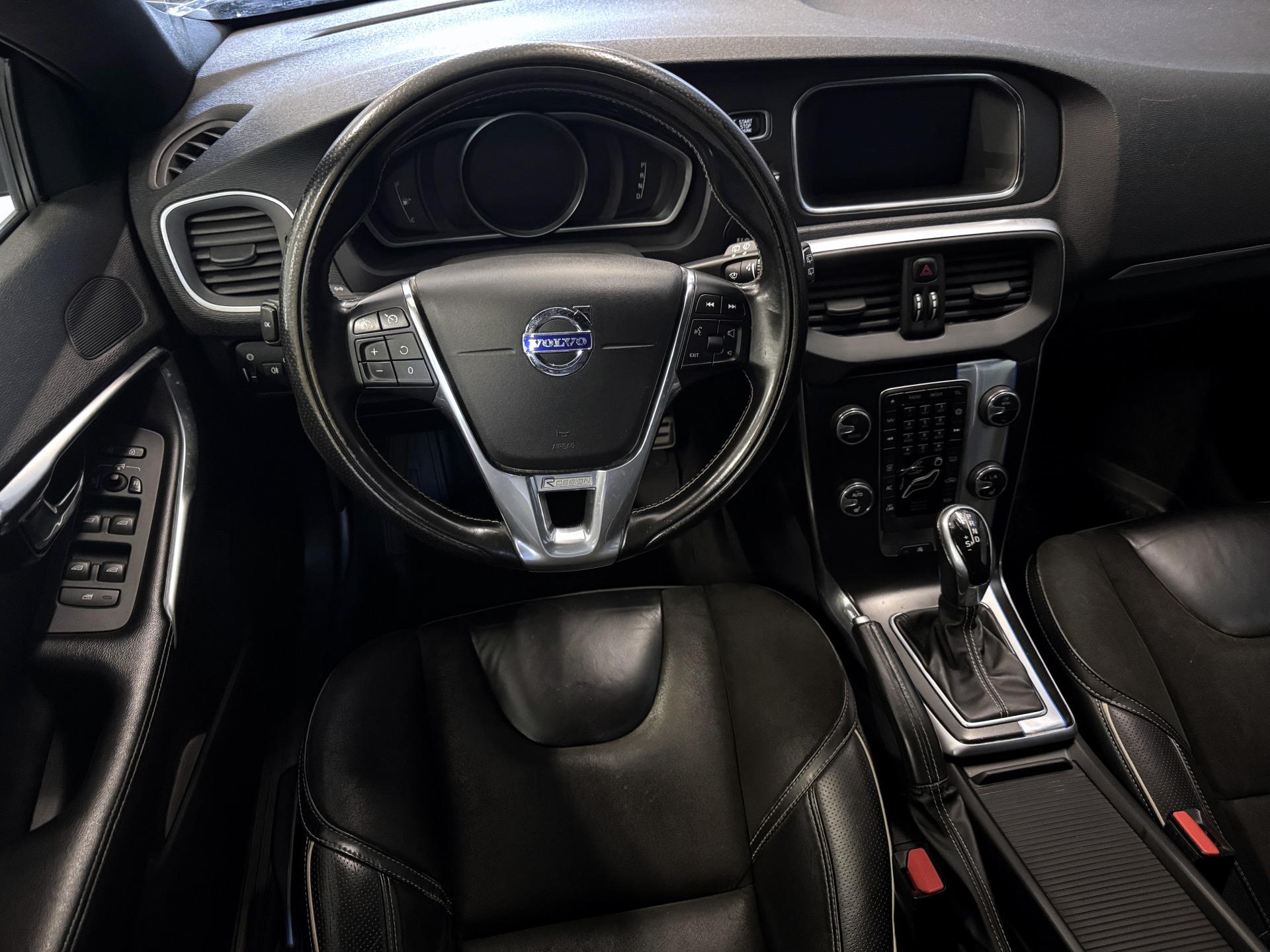 Volvo V40 2016 – kuva 11